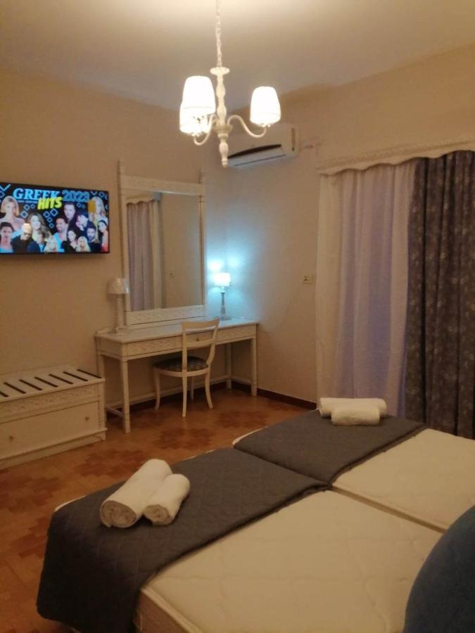 Dionisia Apartments 2 Kéfalos Extérieur photo